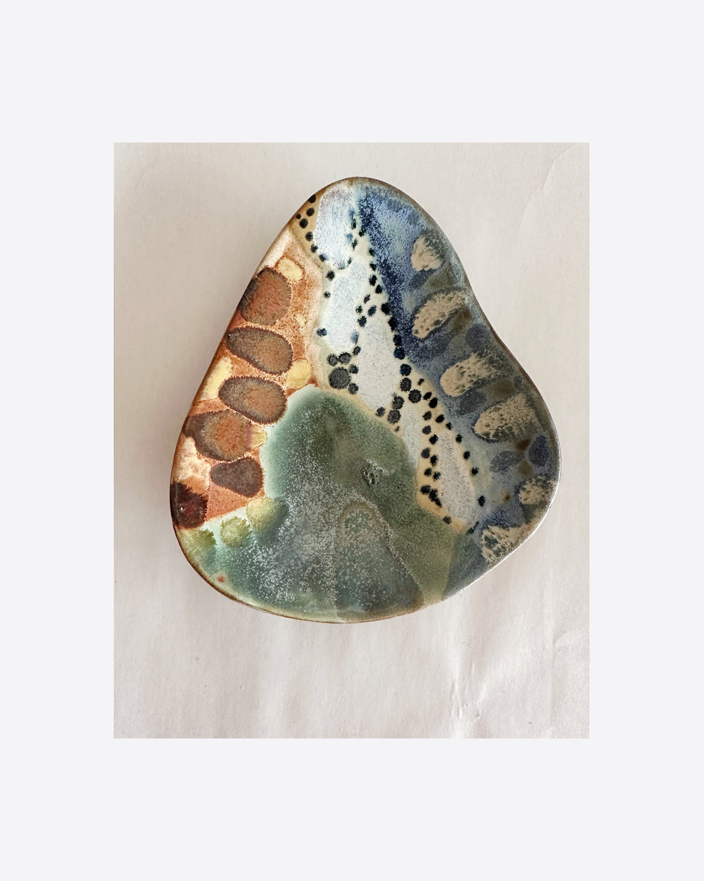 Little Free-Form Dish 517