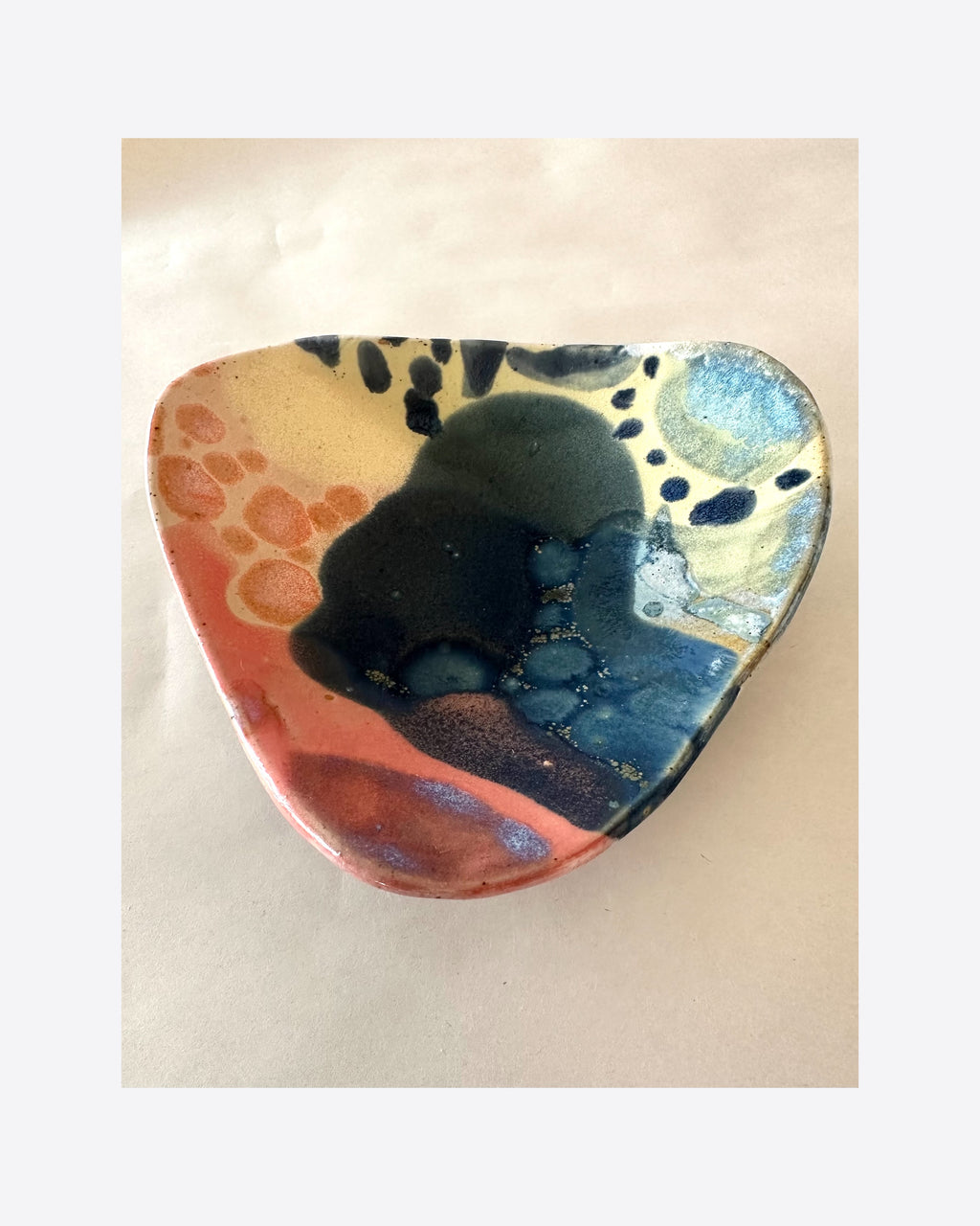 Small Free-Form Dish 522