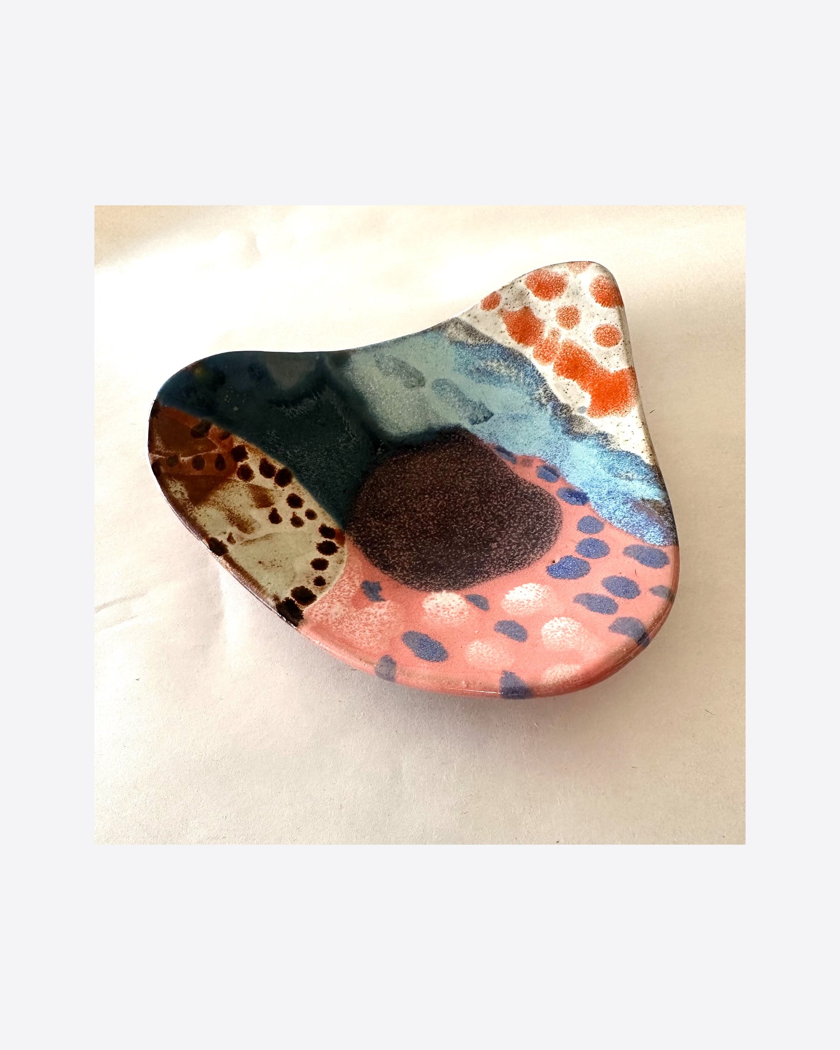 Small Free-Form Dish 523