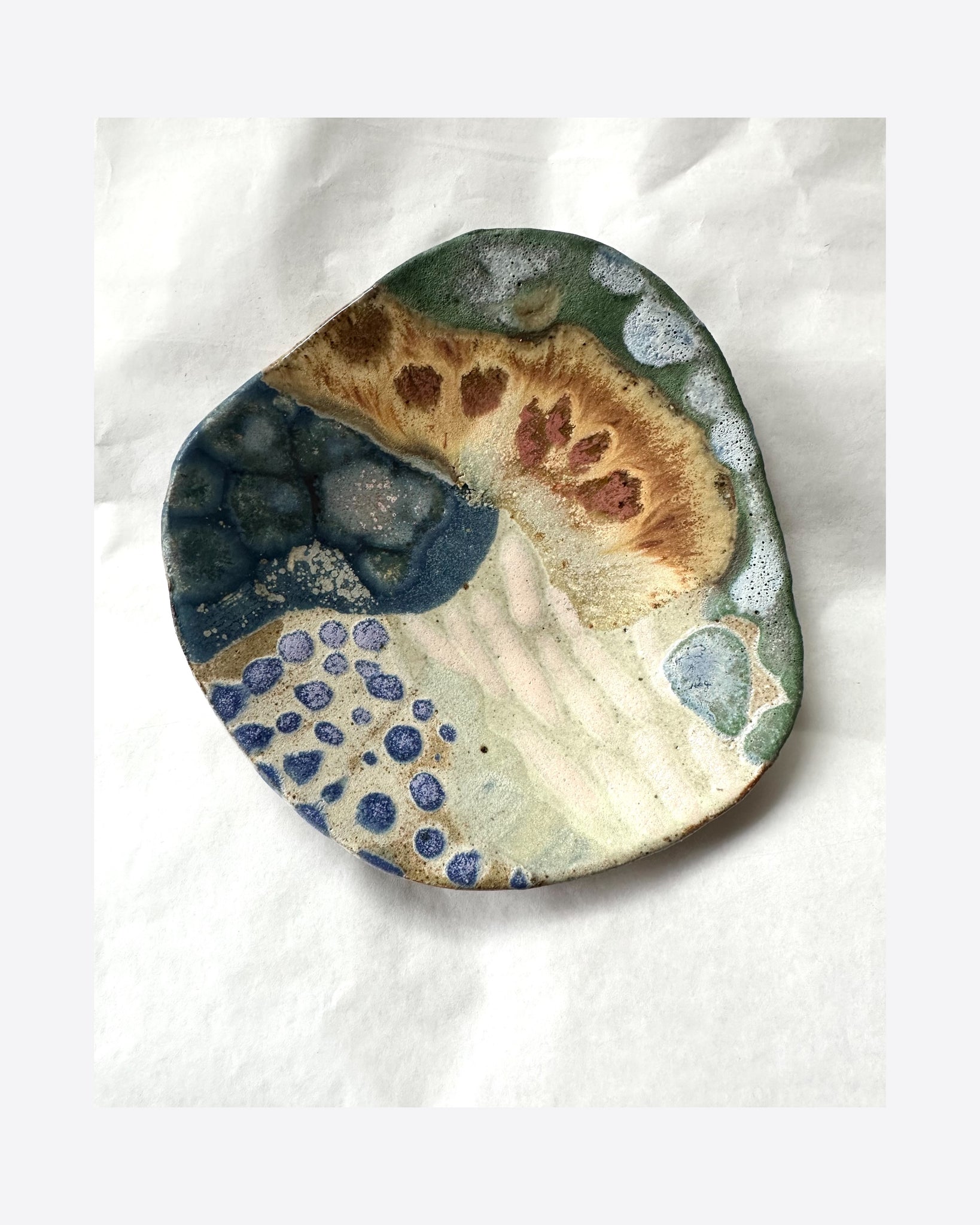 Small Free-Form Dish 529