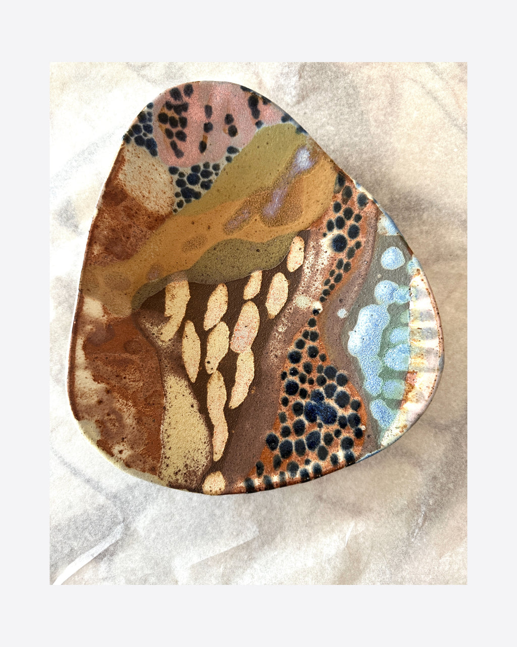 Small Free-Form Dish 537