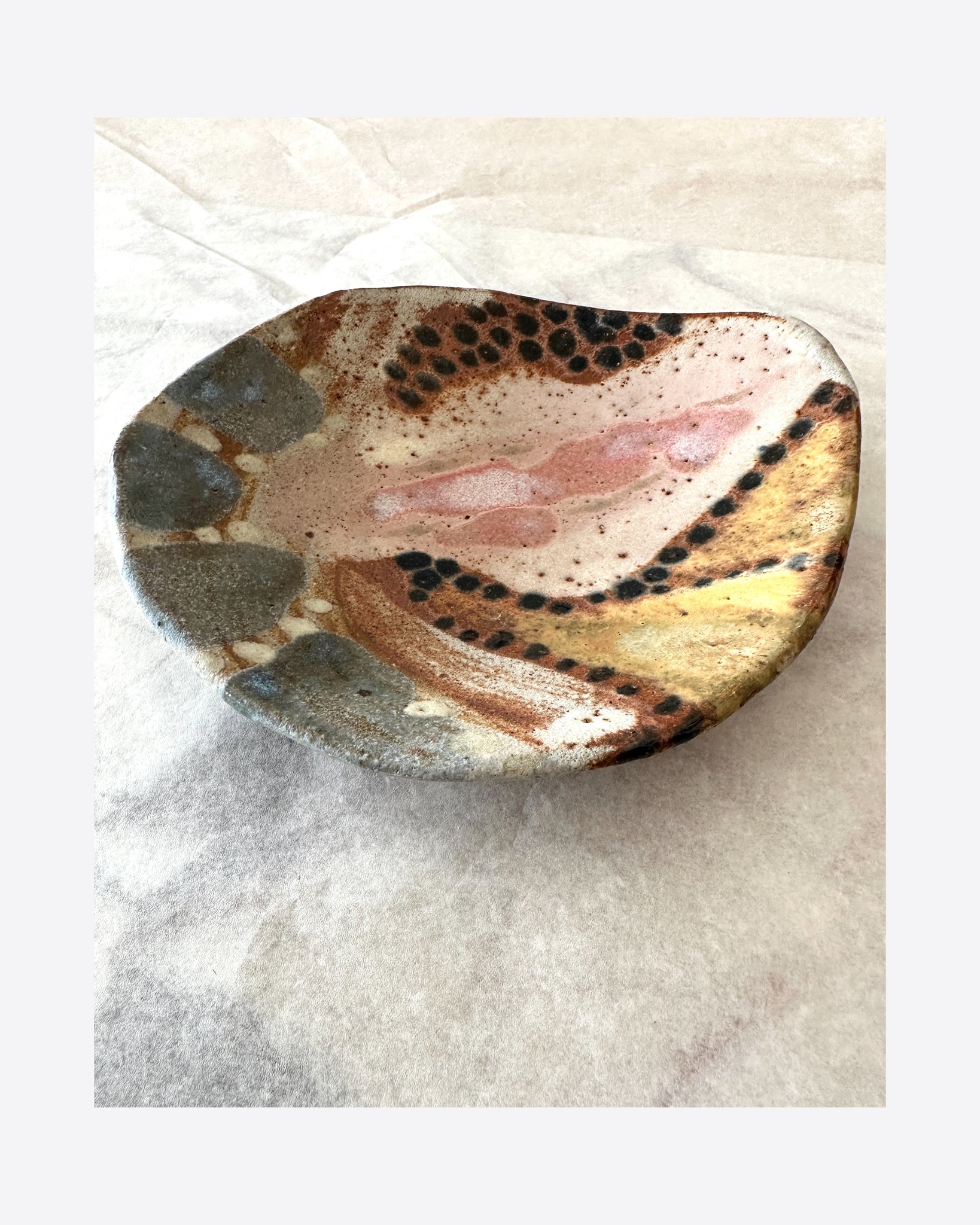 Little Free-Form Dish 538