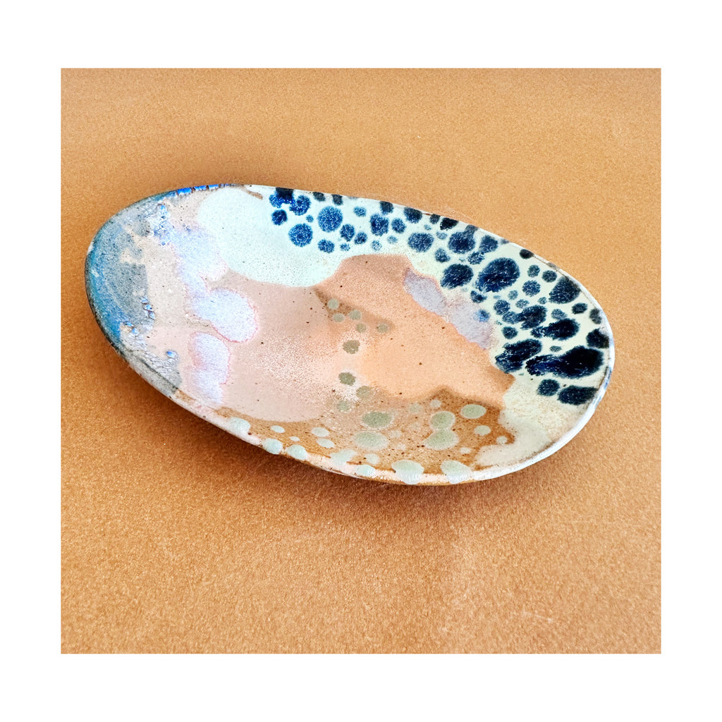 16cm Oval Dish 27