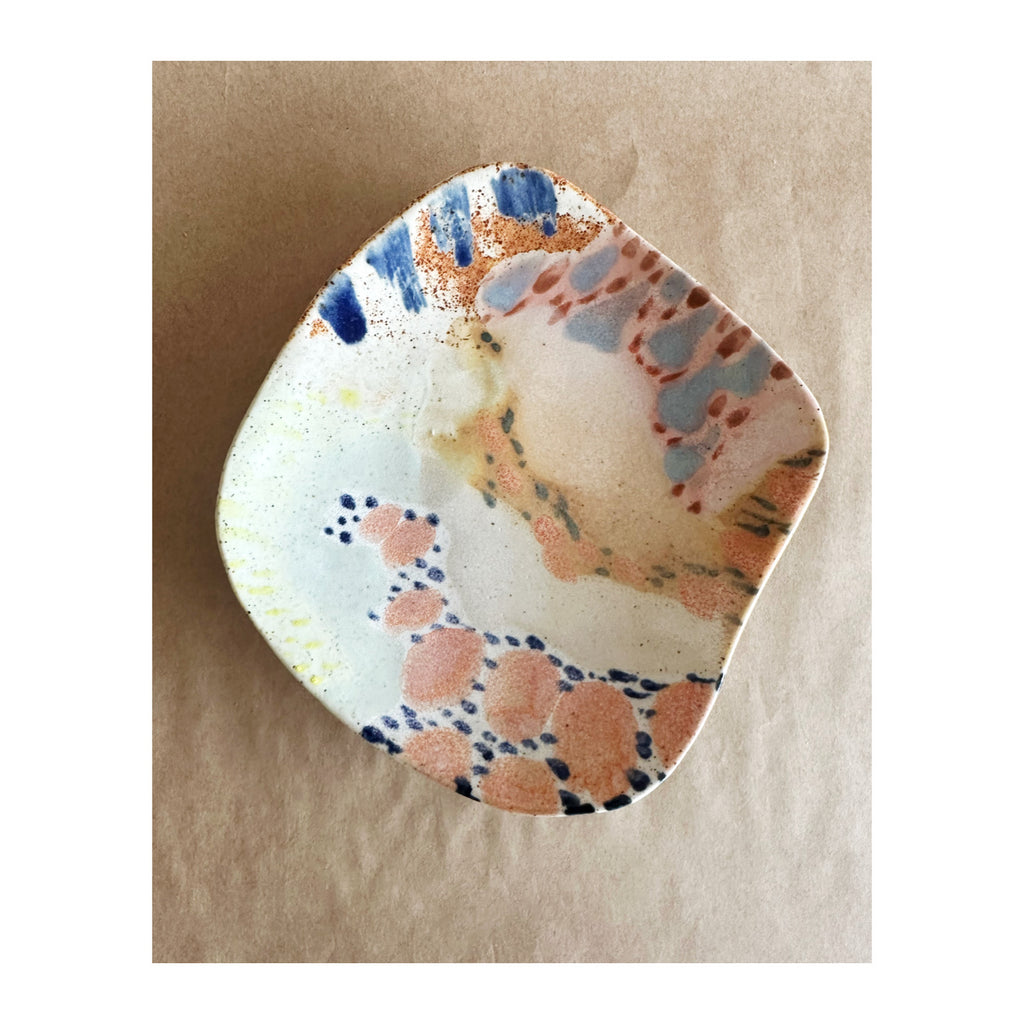 Medium Free-Form Dish 475
