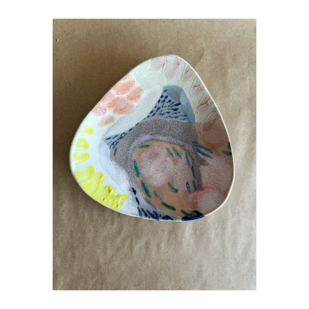 Medium Free-Form Dish 480