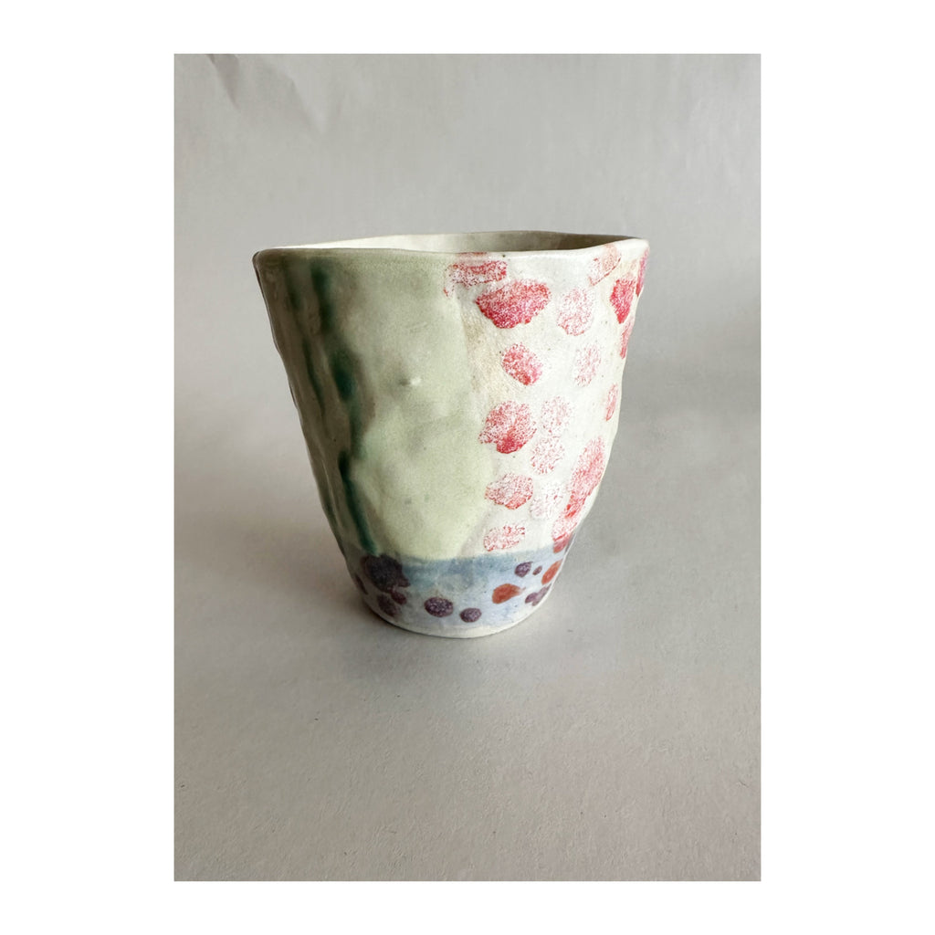 Medium Cup 689