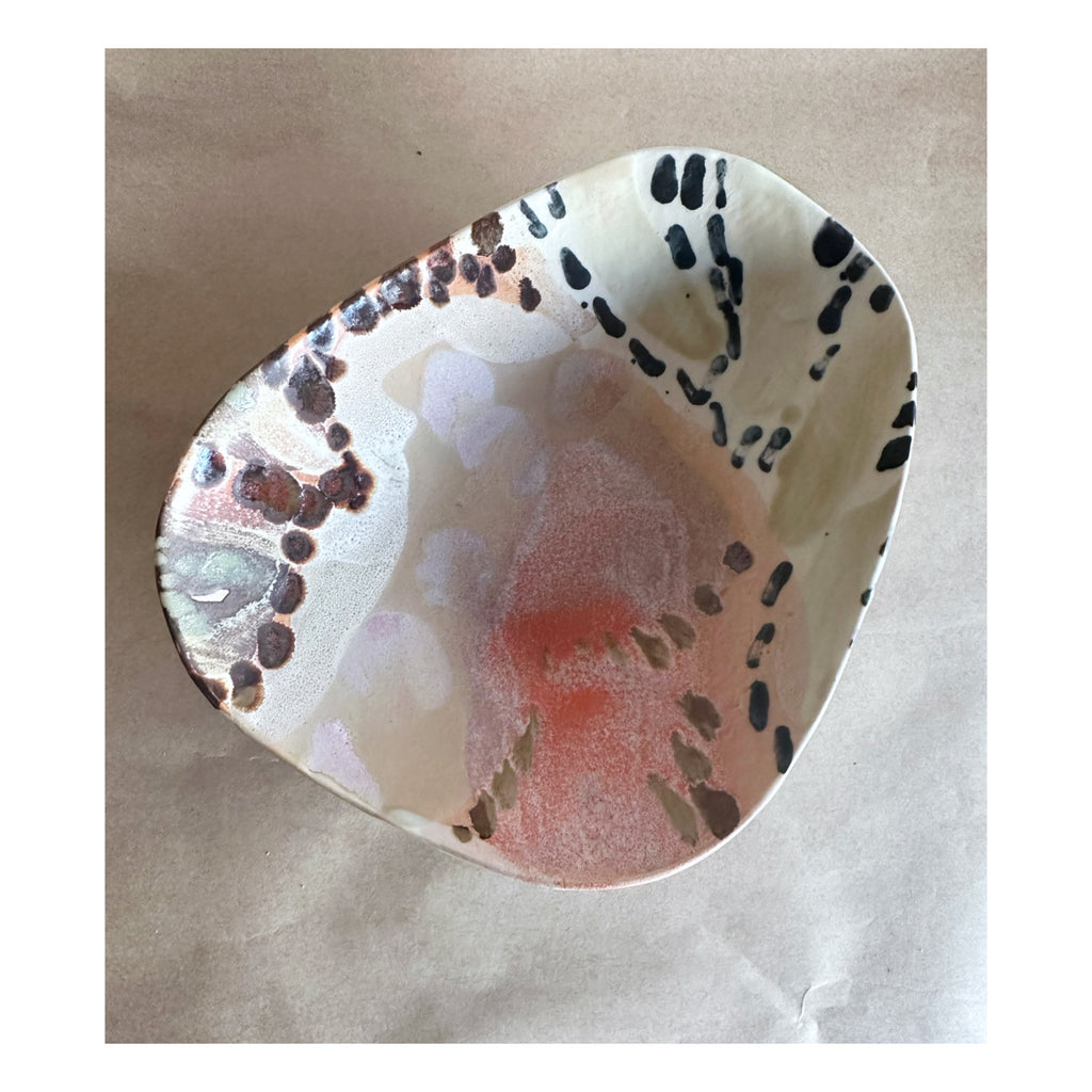 Medium Free-Form Dish 497