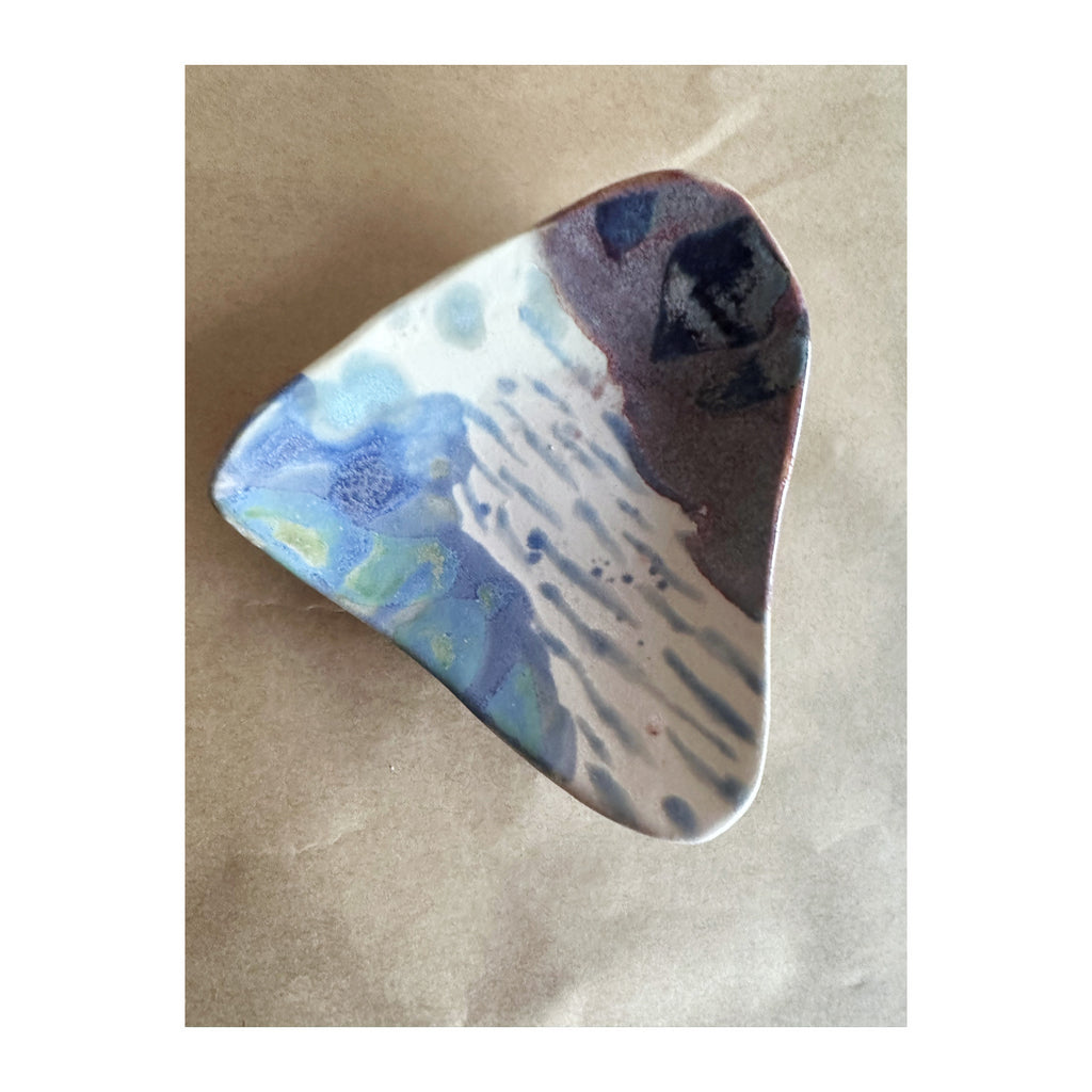 Small Free-Form Dish 492