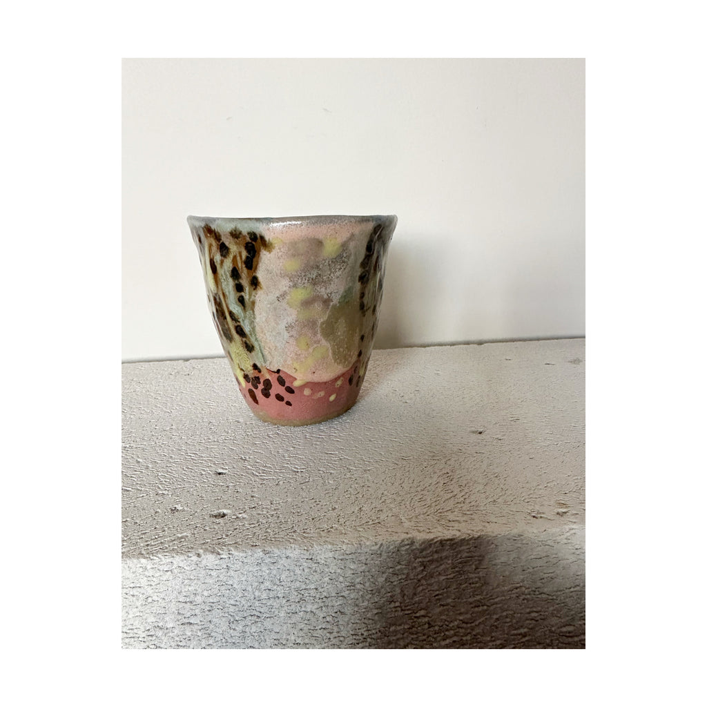 Medium Cup 681