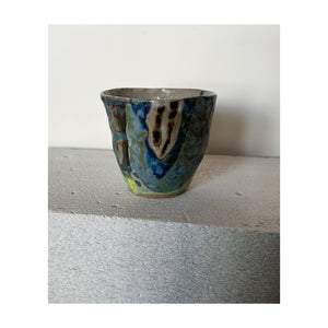 Medium Cup 689